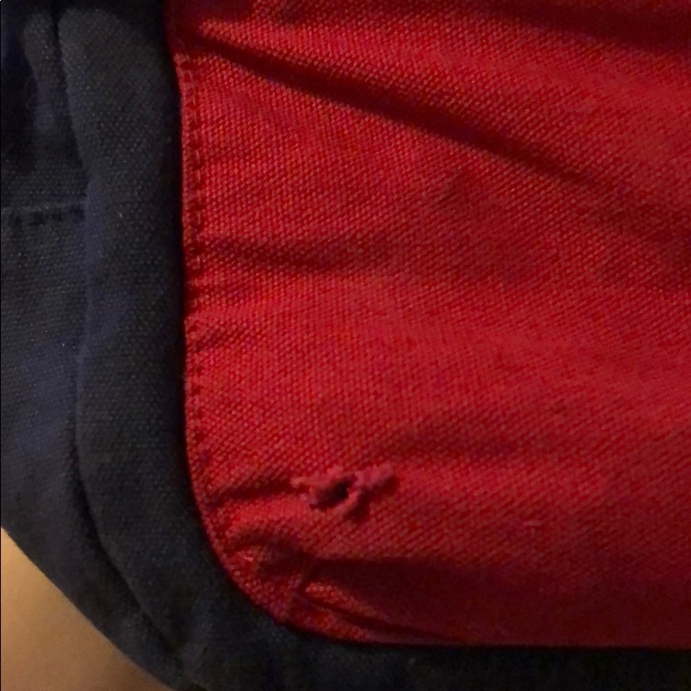 backpack - Picture 2 of 4
